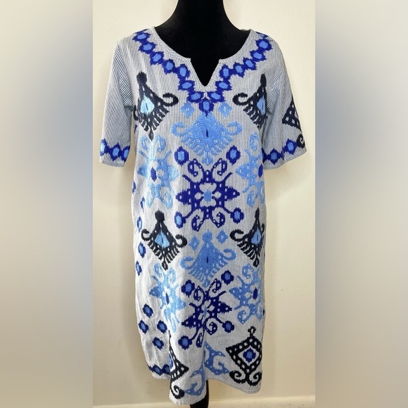 Rose and Rose Dresses & Skirts - Rose and Rose preppy resort wear embroidered pinstriped tunic dress blue XS EUC